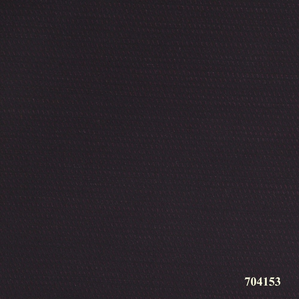 704153